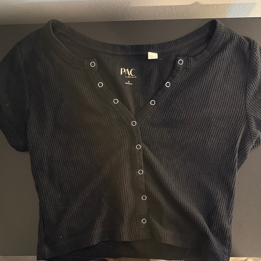 Black Ribbed Button-Up Women's Crop Top